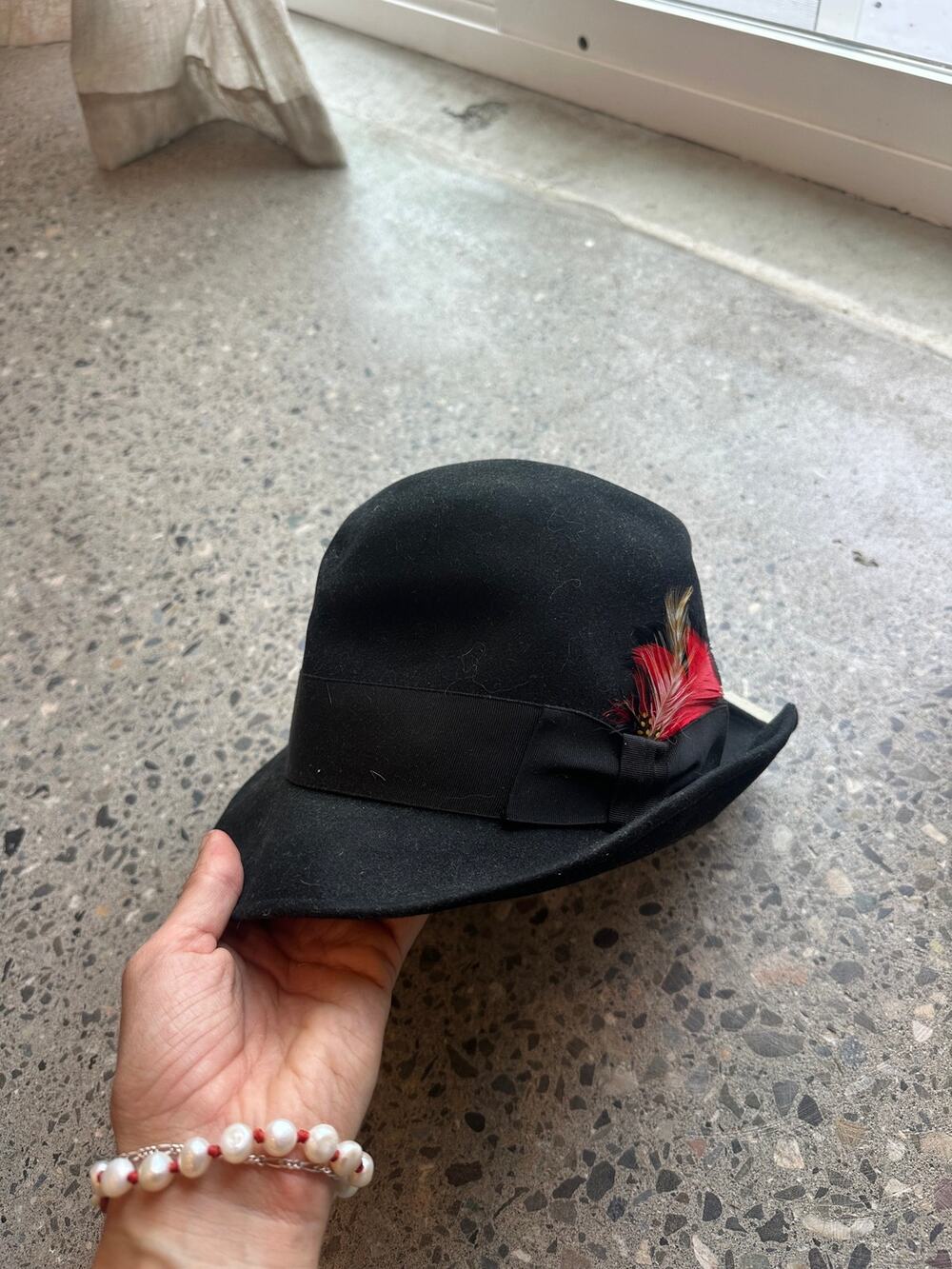 Vintage Dobbs Fifth Avenue New York Black Fedora – Size 7 1/4